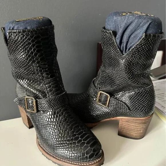 Freebird Carlito boots - black snake size 8 - never worn - Picture 4 of 5